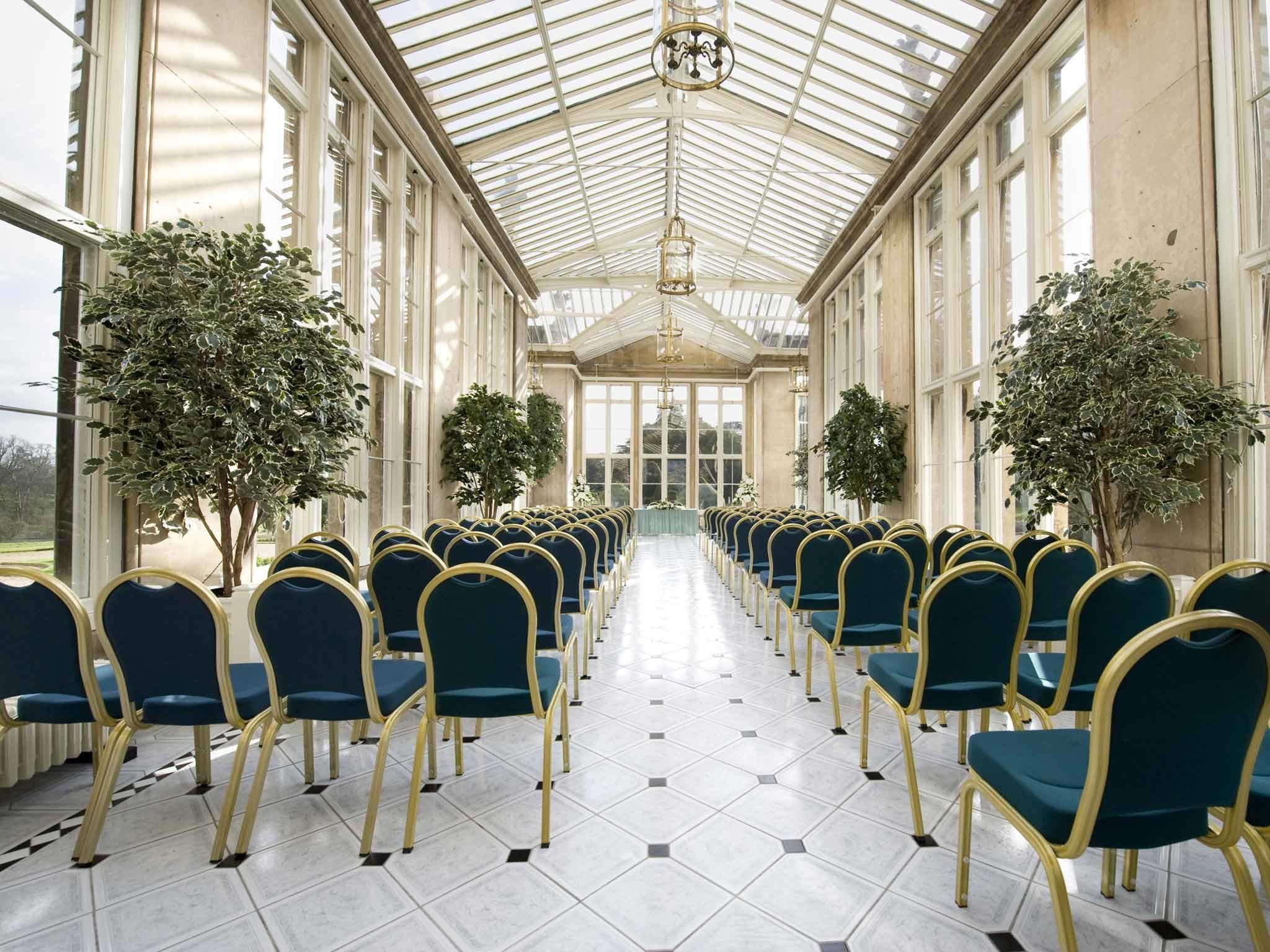 Stoke Rochford Hall 格兰瑟姆 外观 照片